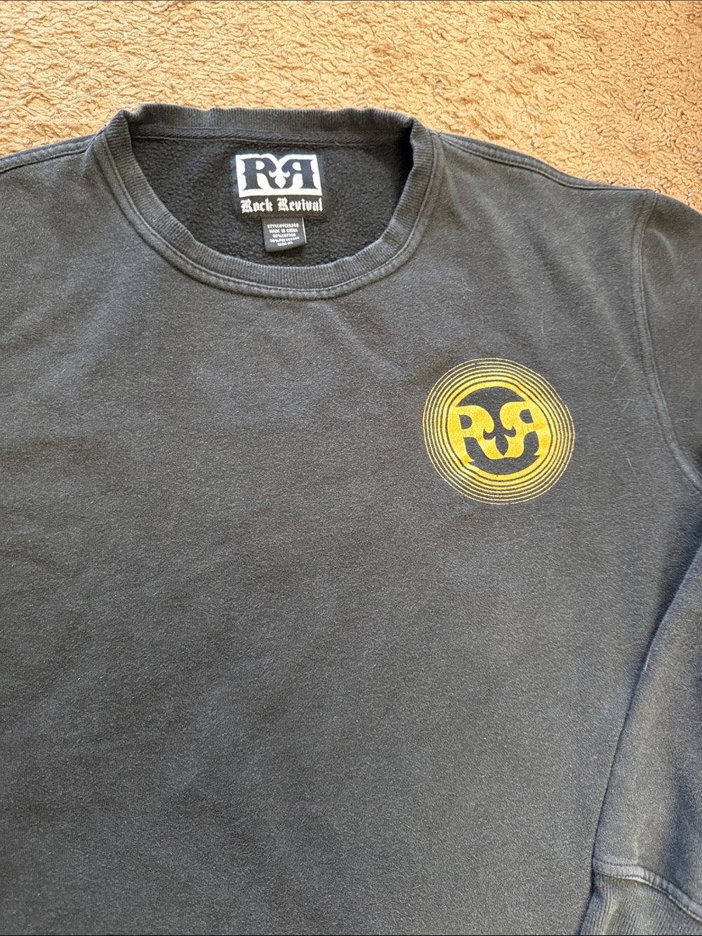Vintage Rock Revival Men’s XL Black Crewneck Sweatshirt with Yellow Chest Emblem